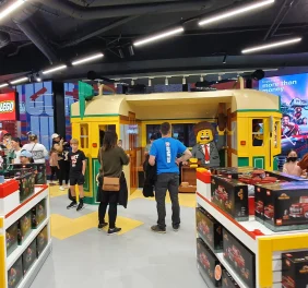 AG LEGO Certified Store