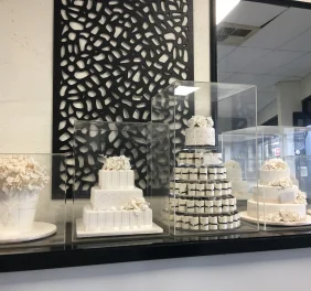 Glory Box Wedding Cakes